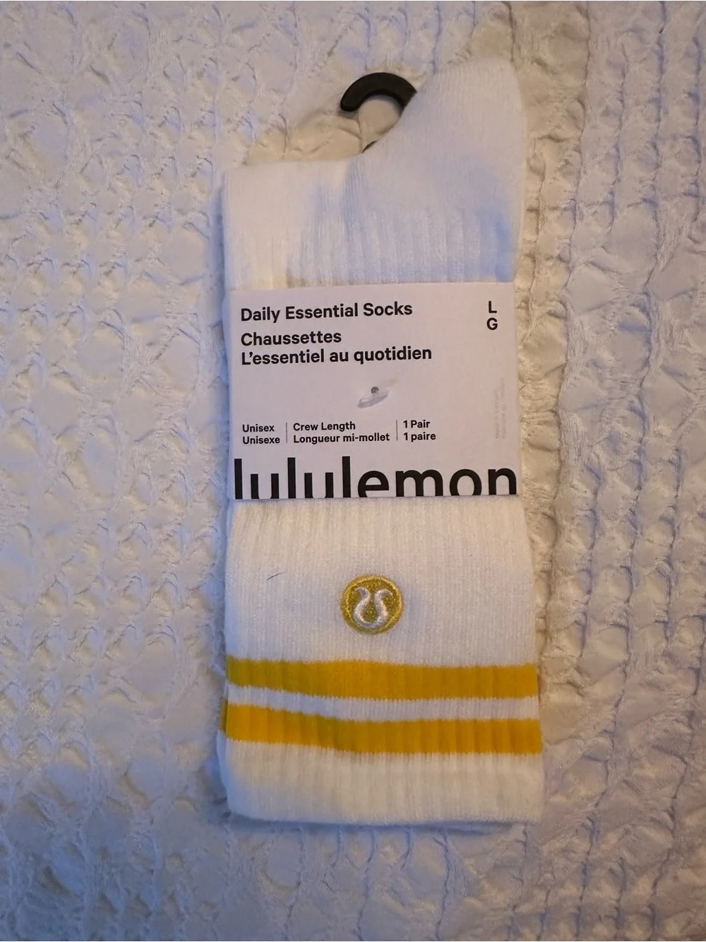 NWT Lululemon Unisex Daily Essential Crew Socks Stripe